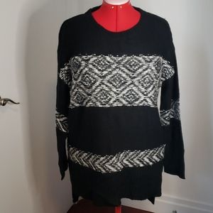 Black and white tunic sweater - XL
